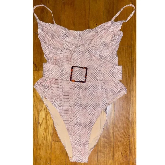 NWT WeWoreWhat Danielle One Piece in Tan Snake Skin - Picture 3 of 6